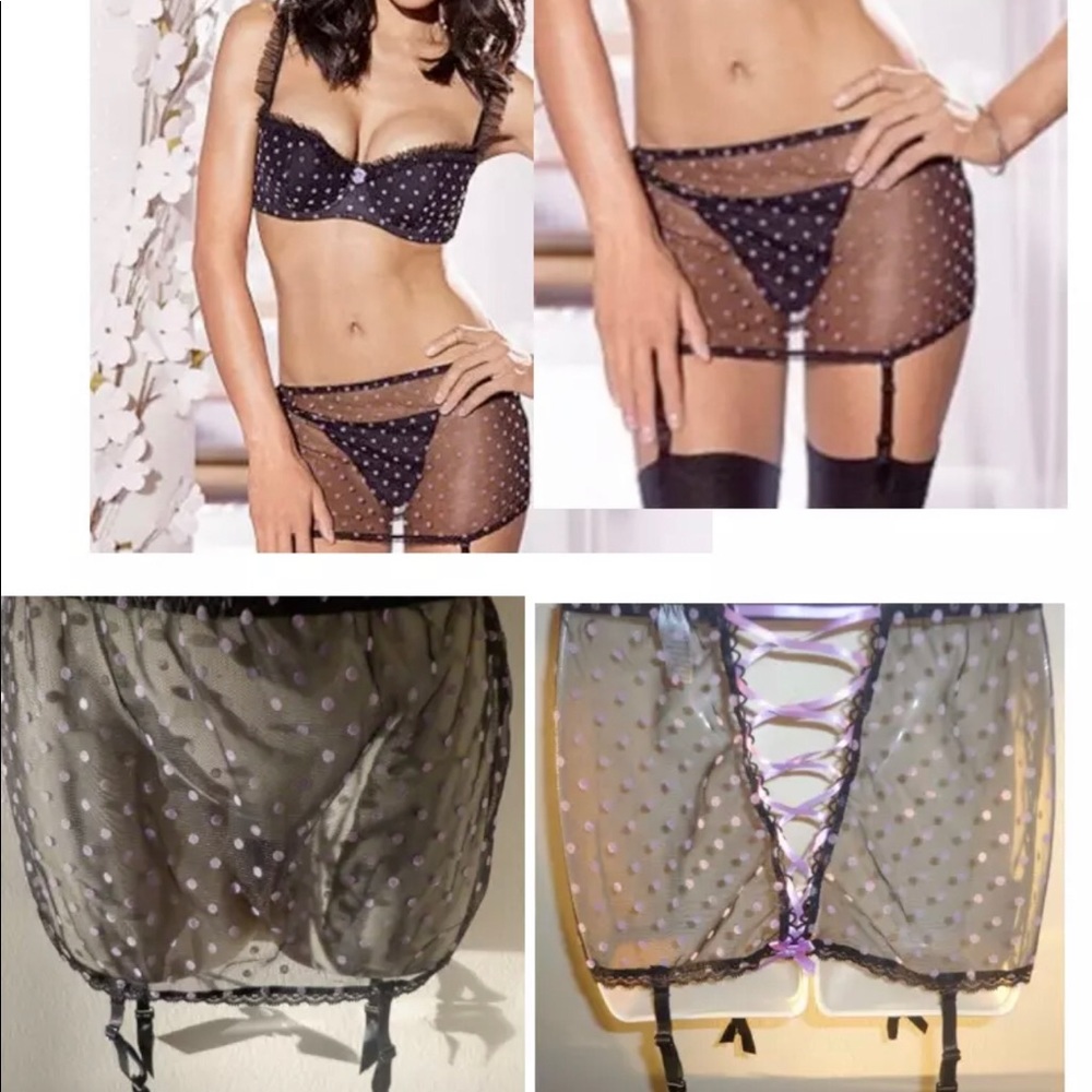 FREDERICK'S OF HOLLYWOOD POLKA DOTS GARTER BELT